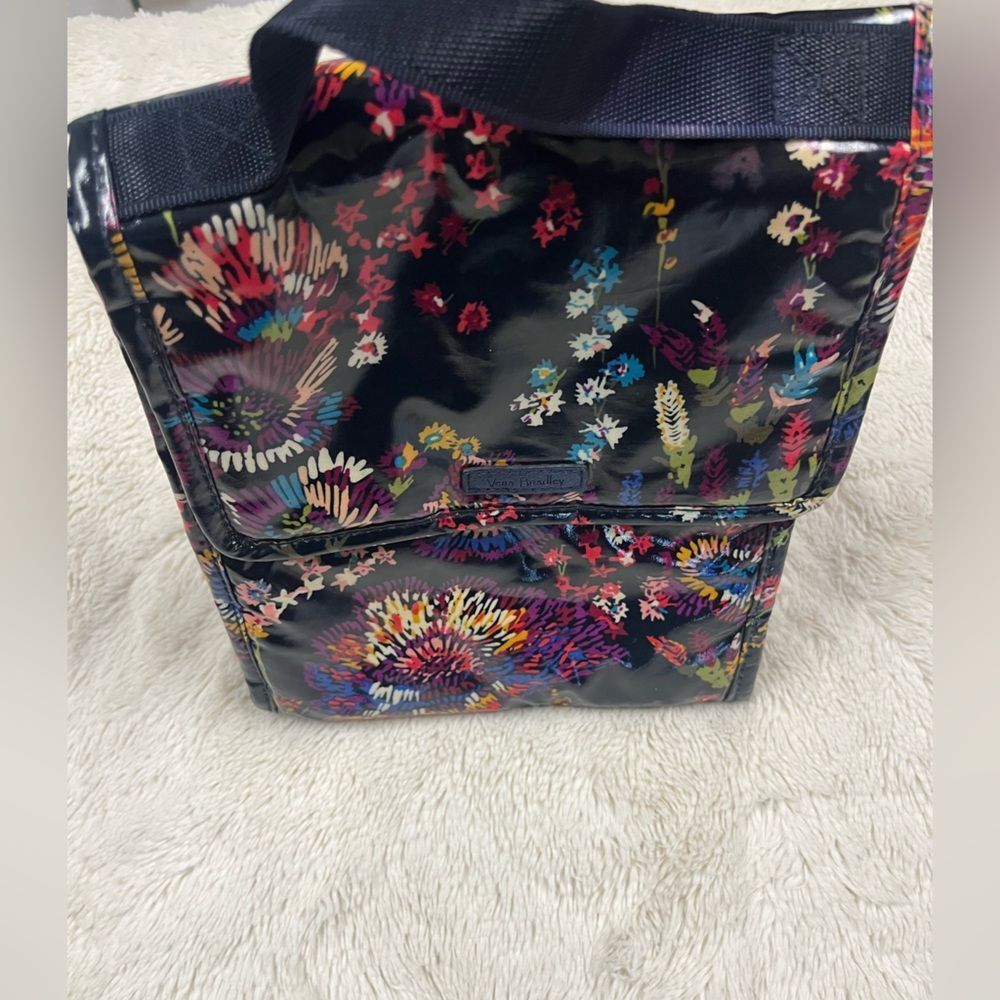 VERA BRADLEY ✨lunch tote✨Colorful Floral Tote Bag